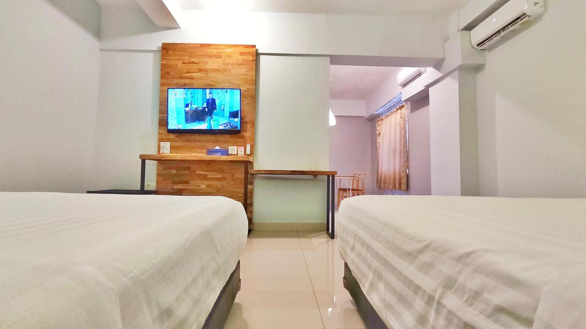 Votel Hotel Charis Tuban Tuban  Esterno foto