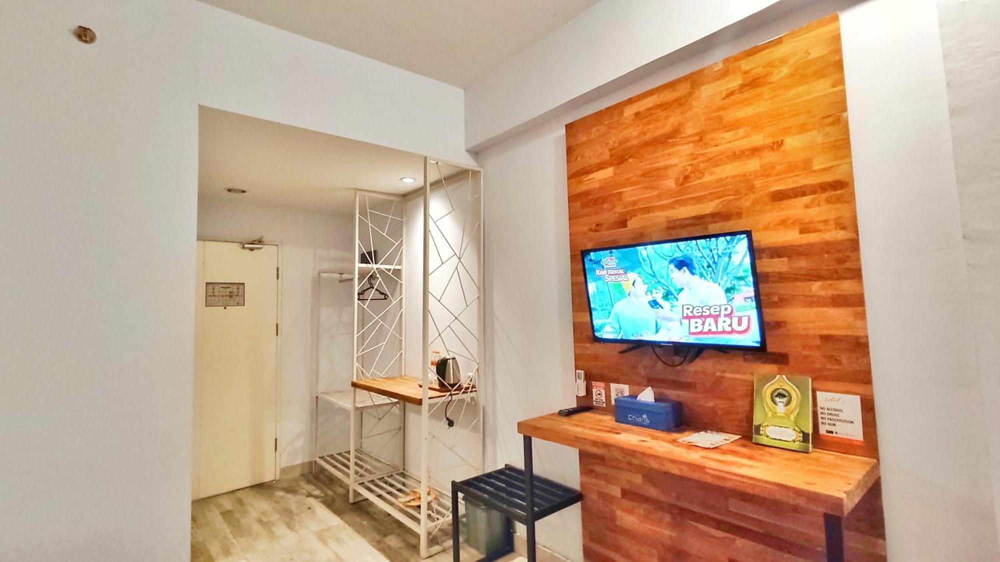 Votel Hotel Charis Tuban Tuban  Esterno foto